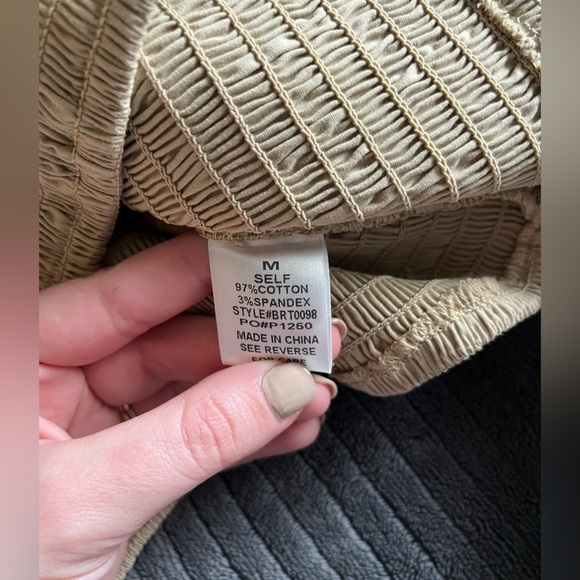 Beige Long Sleeve Crop Top | M | NWT - Picture 4 of 4